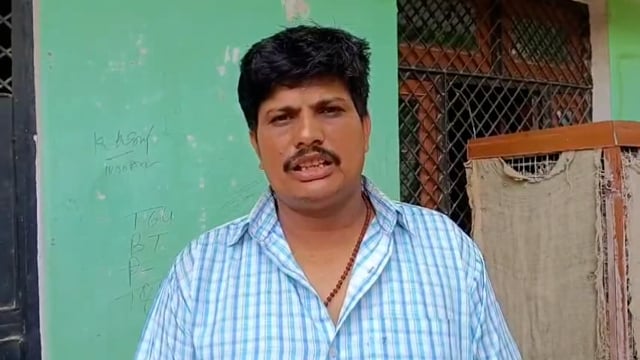 गांव की खामियों को सोशल मीडिया पर पोस्ट करने से नाराज विपक्षियों ने अधिवक्ता और उसकी पत्नी को किया लहूलुहान