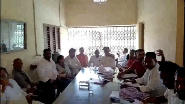 विशेष मतदाता पुनरीक्षण को लेकर राजद ने बीएलए के साथ किया बैठक।