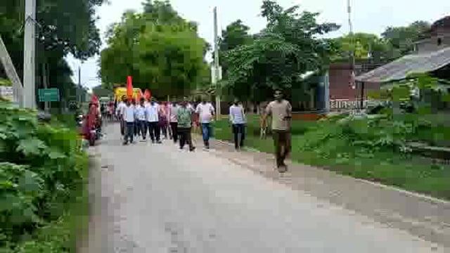 बिहार ब्लॉक के कोर्रही के प्रधान प्रतिनिधि गयापालसिंह कछवाह ने  ग्रामीणों को निशुल्क श्रीराम के दर्शन को लेकर हुए रवाना,