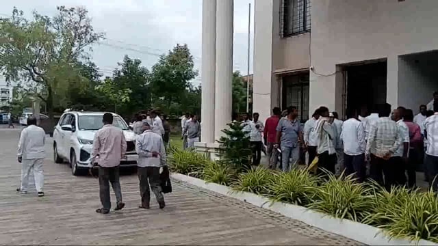 केवळ 25 वर्षांच्या तरुणाचा मृतदेह संशयास्पद परिस्थितीत आढळून आला