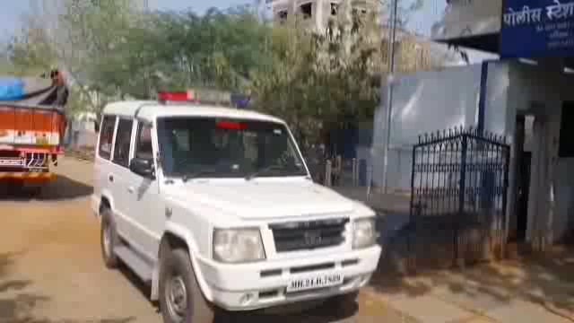 लोहारा येथे पोलिसांचा अवैध दारू अड्ड्यावर छापा,९ हजार ९४० रुपयांची दारू जप्त