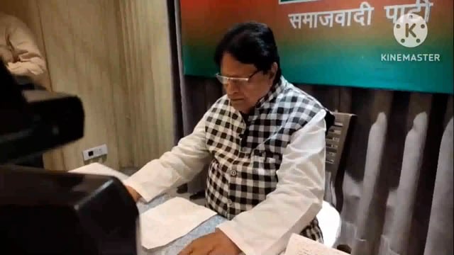 फतेहपुर में 200 वर्ष पुरानी अब्दुल समद की मजार को तोड़ने का मामला सपा सांसद रामजीलाल सुमन ने की प्रेस कॉन्फ्रेंस