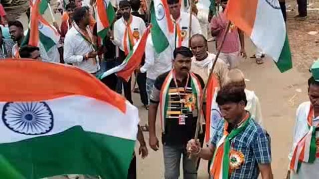 मानवाधिकार सहायता संघ आगरा टीम द्वारा कस्बा पिनाहट में भव्य तिरंगा यात्रा का आयोजन किया गया। 