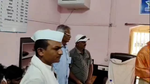 वाढवणा पोलीस ठाण्याचे पोलीस निरीक्षक एस.पी गायकवाड यांचा सकल मराठा बांधवांकडून सत्कार