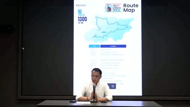 पुतिन ने ट्रंप के साथ बातचीत को "रचनात्मक" बताया, पड़ोसी की तरह अभिवादन किया

एंकोरेज, अलास्का – डोनाल्ड ट्रंप के साथ शिखर वार्ता#politics