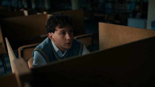 Still from Doping Hafıza