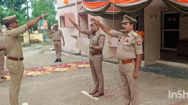 स्वतंत्रता दिवस पर सीओ प्रखर पांडे ने बीबीनगर पुलिस को सद्भावना और शांति पूर्वक कानून व्यवस्था को बनाए रखने की शपथ दिलाई