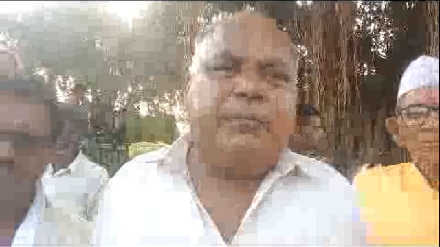 बार्शीटाकळी तालुक्यातील मौजे रेडवा  येथे बैलपोळा भरविण्यात आला  पोळा मध्ये संपूर्ण गावातील कास्तकार बंधू 