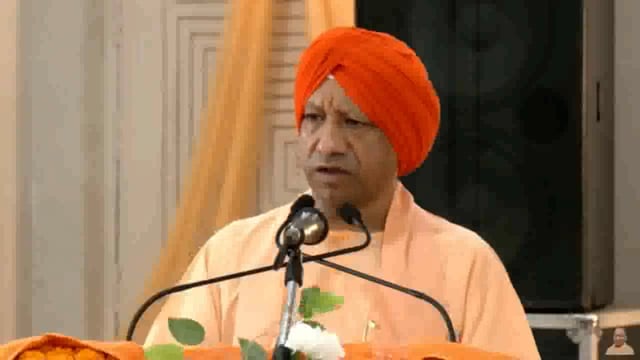 लखनऊ: उत्तर प्रदेश के मुख्यमंत्री योगी आदित्यनाथ ने रविवार को सिख समुदाय की अपनी आध्यात्मिक परंपराओं#politics