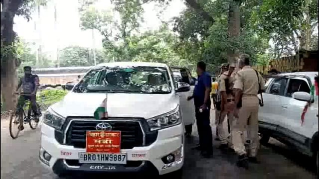 सूचना जनसंपर्क विभाग के मंत्री का अमरपुर में विभाग के अधिकारी ने किया स्वागत।