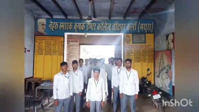 ,, चाँदपुर स्कूल का रास्ता की हालात खस्ता,, संबंधित अधिकारी बने बैठे मोन,,