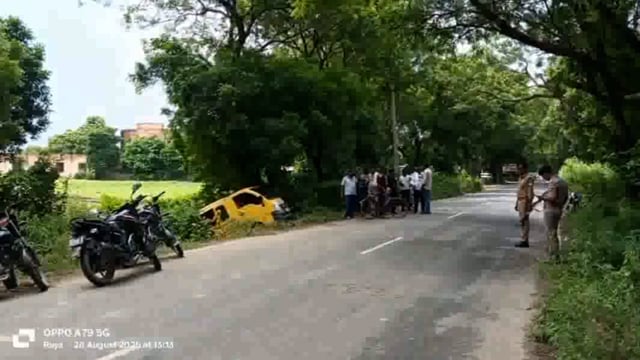 स्कूली बैन खाई में पलटी बच्चों में मंची चीख पुकार चालक मौके से फरार