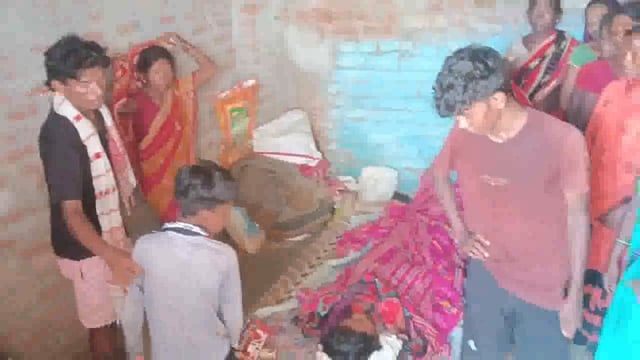 वन विभाग में काम करने जा रहे मजदूरों से भरा ट्रैक्टर के पलटने से एक महिला की मौत, दो दर्जन से ज्यादा लोग जख्मी