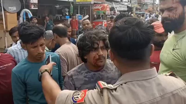 राया में दो व्यापारियों के साथ दुकान पर की दिनदहाड़े 15- 20 बाइकसवार ने मारपीट