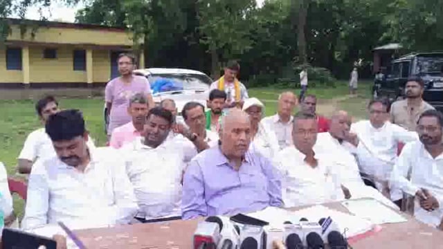 राजद कार्यकर्ताओं का तेजस्वी के नाम संदेश, अमरपुर विधानसभा से राजद  को टिकट देने की मांग की।