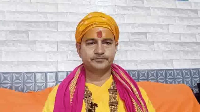 मंदिर में हथियार ले जाकर वीआईपी कल्चर दिखाना दुःखद फल भारी बाबा #योगी