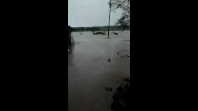 बोरगावत पुन्हा पूरस्थिती निर्माण,गावांचा संपर्क तुटला