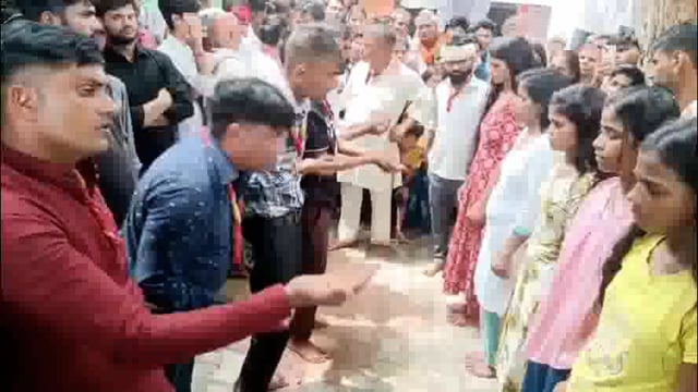 पानीगांव में ढाई सौ वर्षों से चले आ रहे तीन दिवसीय बायगीर मेला का शुरू हुआ आयोजन, कंठमाला, विषवेल का निःशुल्क ईलाज कराने उमड़ी हजारों लोगों की भारी भीड़।