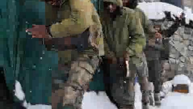 भारतीय सैनिक 15000 फिट की ऊंचाई पर गणेश चतुर्थी मना रहे हैं 🚩🚩🚩 🙏🙏🇮🇳🇮🇳