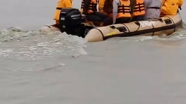 बाढ़ का खतरा : बनबसा बैराज से रिलीज किया गया 176730 क्यूसेक पानी