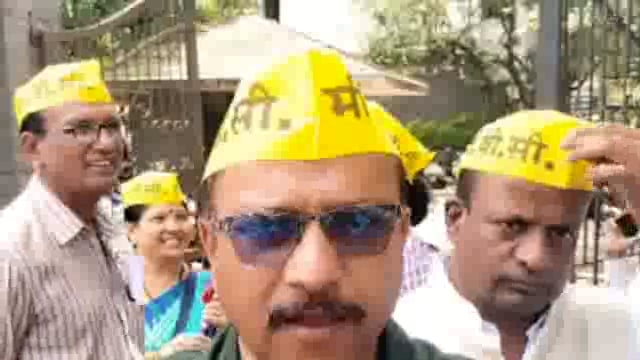 आज ओ बी सी जनमोर्चा की ओर से जिल्हाधिकारी को आरक्षण के बारै में मराठा के विरोध में निवेदन दिया।