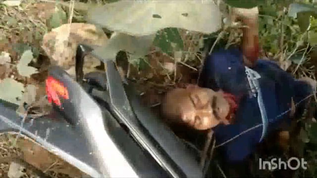 तीखी मोड़ पर पेड़ से टकरायी बाइक,एक की मौत एक घायल