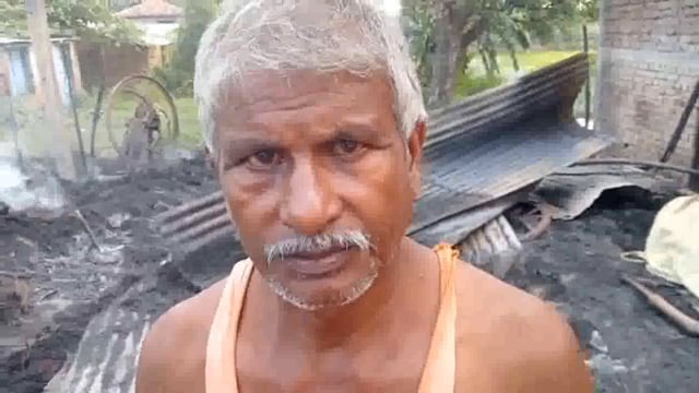बगहा में भीषण आगलगी, चार घर खाक… महिला झुलसी, मवेशी भी जले