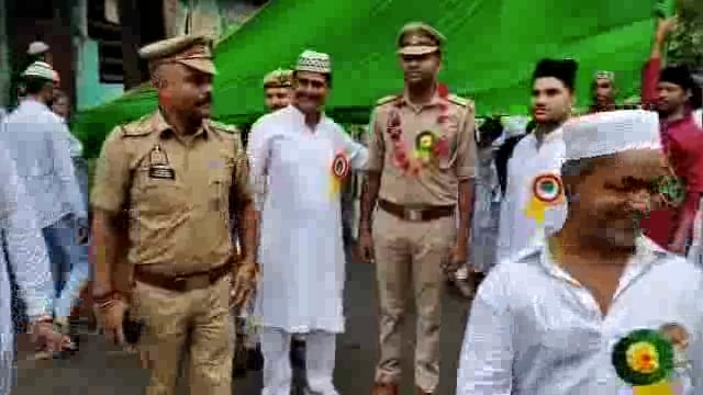 झांसी प्रेमनगर नगरा में जश्ने ईदमिलादुन्नबी जूलूस निकला दिया अमन और भाईचारा का संदेश