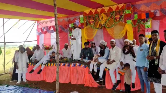 गांडेय प्रखंड के विभिन्न क्षेत्रों में ईद मिलादुन्नबी की धूम 