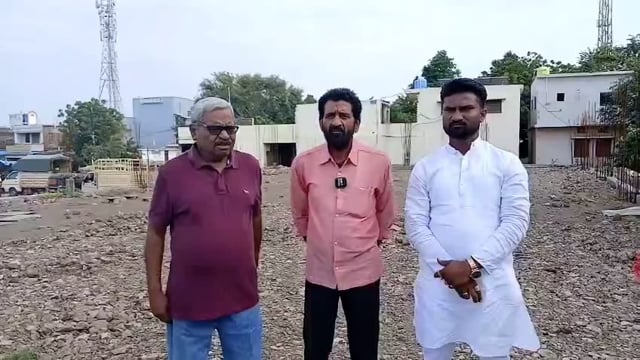 वाढवणा येथे होत असलेल्या शासकीय गोडाऊनचे काम निकृष्ट दर्जाचे,माजी सरपंचांनी केला आरोप