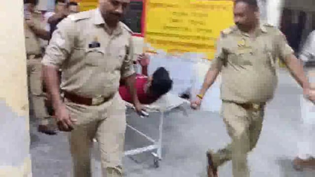 महाराजगंज: श्यामदेउरवा थाना क्षेत्र में बसवार नहर पुल के पास पुलिस के साथ मुठभेड़ के बाद एक कथित#politics