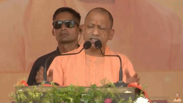 उत्तर प्रदेश सरकार ने बाढ़ से क्षतिग्रस्त फसलों के सर्वेक्षण के आदेश दिए; मुख्यमंत्री आदित्यनाथ ने सहायता का वादा किया
#politics