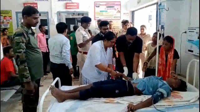 गोपालपुर गांव में बगीचे में फंदे से झूल युवक ने लगाया फांसी, गंभीर स्थिति में भागलपुर रेफर।