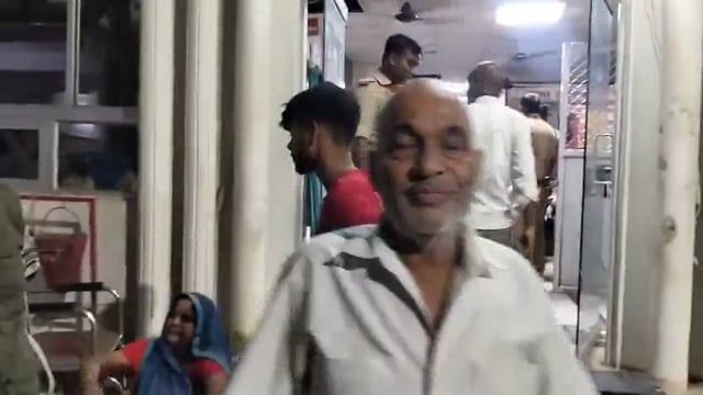 जौनपुर: जौनपुर के एक निजी अस्पताल में पित्ताशय की थैली के ऑपरेशन के बाद एक महिला मरीज की हालत बिगड़ने की खबर है। मरीज के परिवार ने#politics