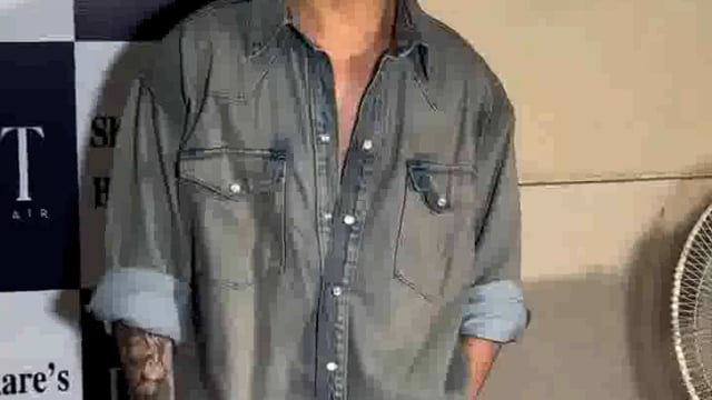 प्रतीक सहजपाल शिव ठाकरे के जन्मदिन समारोह में शामिल हुए

मुंबई – रियलिटी टेलीविज़न स्टार प्रतीक सहजपाल, साथी#politics