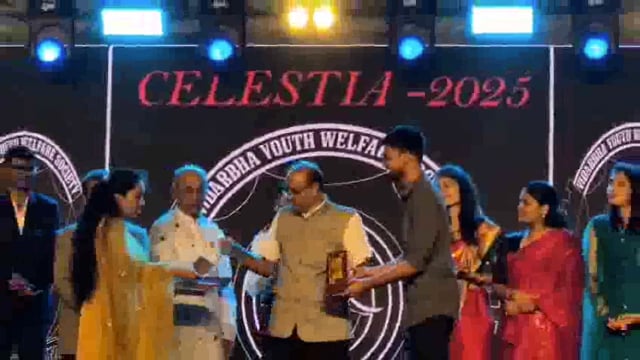 जिल्हा परिषदेच्या शाळेत शिकलेला मृणाल रत्नंम बनला डॉक्टर; कोणती पदवी मिळाली बघा..!