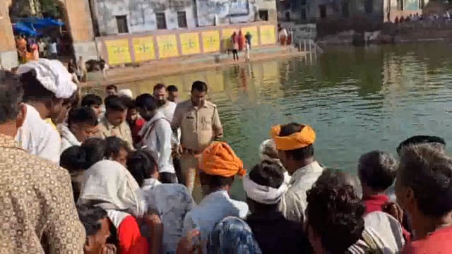 गोवर्धन परिक्रमा करने आए युवक की राधा कुंड में डूबने से मौत