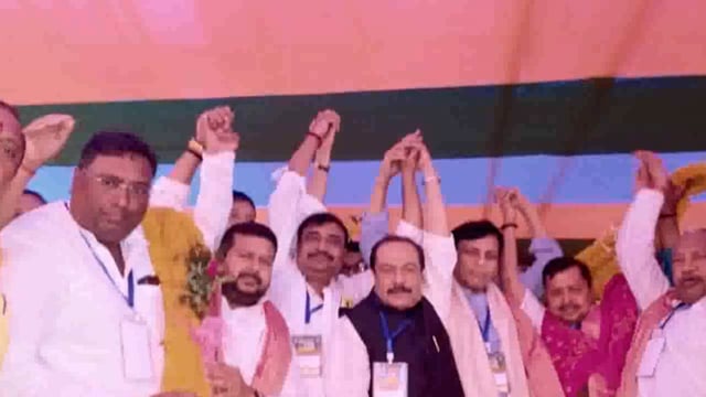 इंटर विद्यालय रजौली में एनडीए का विशाल कार्यकर्ता सम्मेलन संपन्न, एनडीए गठबंधन के हजारों महिला और पुरुष हुए शामिल