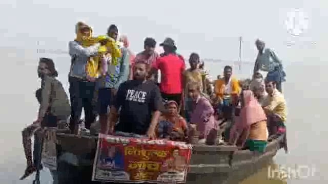 सूर्यगढ़ा विधानसभा क्षेत्र से सटे मटिहानी विधानसभा क्षेत्र बाढ़ से प्रभावित सड़क  डूब चुका है । सरकारी व्यवस्था नजारत। 