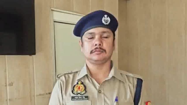 mथाना सदर बाजार क्षेत्रान्तर्गत गोली लगने से एक युवक की उपचार के दौरान मृत्यू होने के सम्बन्ध में पुलिस अधीक्षक नगर द्वा