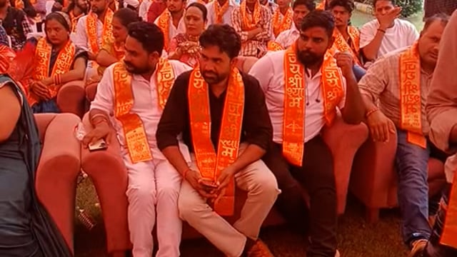 मथुरा में ओकेन्द्र राणा जी के आगमन पर जोरदार स्वागत 