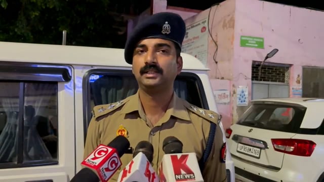  थाना महावन क्षेत्रान्तर्गत ग्राम हरियागढ़ी में एक व्यक्ति को जान से मारने की नियत से गोली मारने के प्रयास में बताते हुए