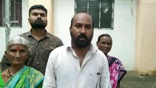 संजय गांधी निराधार योजना व श्रावणबाळ योजनेचे अनुदान रखडले ; राष्ट्रवादी काँग्रेस अ. पवार गटाचे जिल्हाधिकाऱ्यांना निवेदन