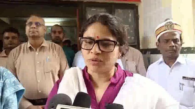 जिला अस्पताल का निरीक्षण के संबंध में जिलाधिकारी महोदया, की बाइट।