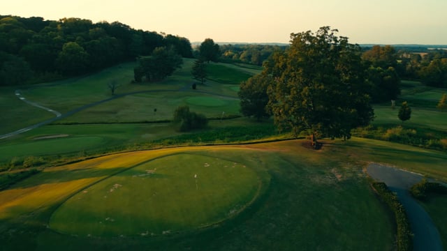 Golf Commercial