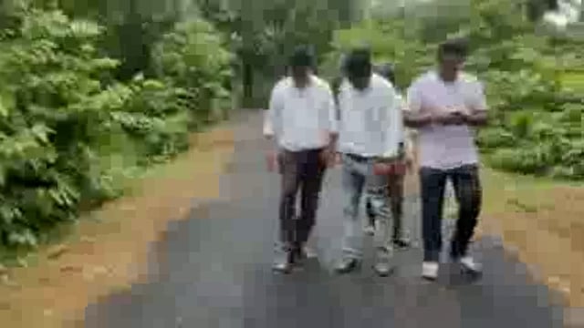 धानोरा तालुक्यातील दुर्गापुर-सोमलपुर रस्ता तिन महीण्यात ऊघडला गुप्ता कंन्ट्रक्शन कंपनीने केला होता काम