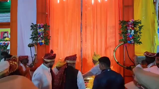 पालकमंत्री शिवेंद्रसिंहराजे भोसले यांच्या हस्ते हाळी हंडरगुळीत छत्रपती शिवाजी महाराज पुतळ्याचे अनावरण