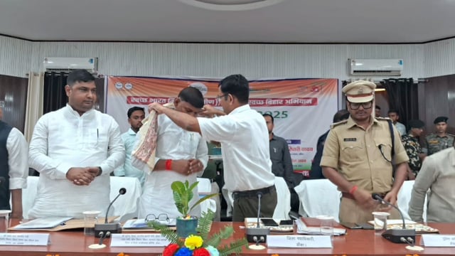 महिला संवाद एवं जिला कार्यक्रम की है समीक्षा: प्रभारी मंत्री एवं भवन निर्माण मंत्री