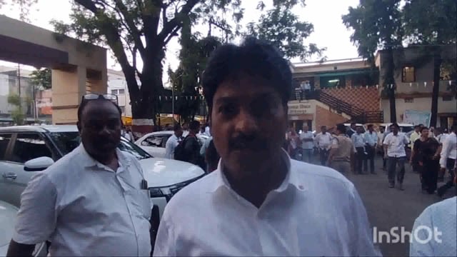 जिल्ह्यातील बदली शिक्षकांना 14 ऑक्टोबरला भारमुक्त करण्यात येईल ; मुख्य कार्यकारी अधिकारी यांचे ठोस आश्वासन