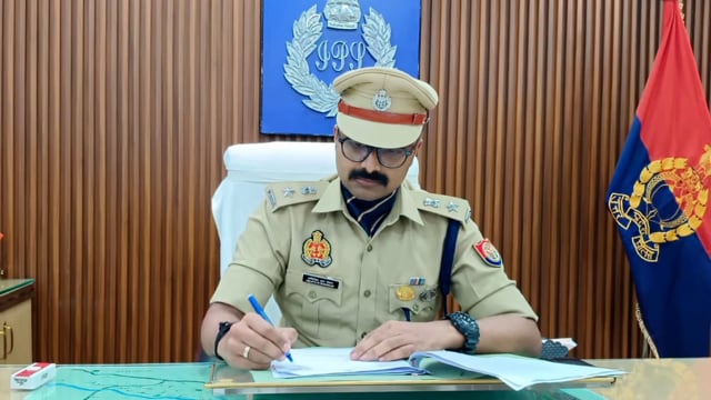 अंबेडकर नगर..
नवागत पुलिस अधीक्षक  अभिजीत आर. शंकर नें ग्रहण किया पदभार